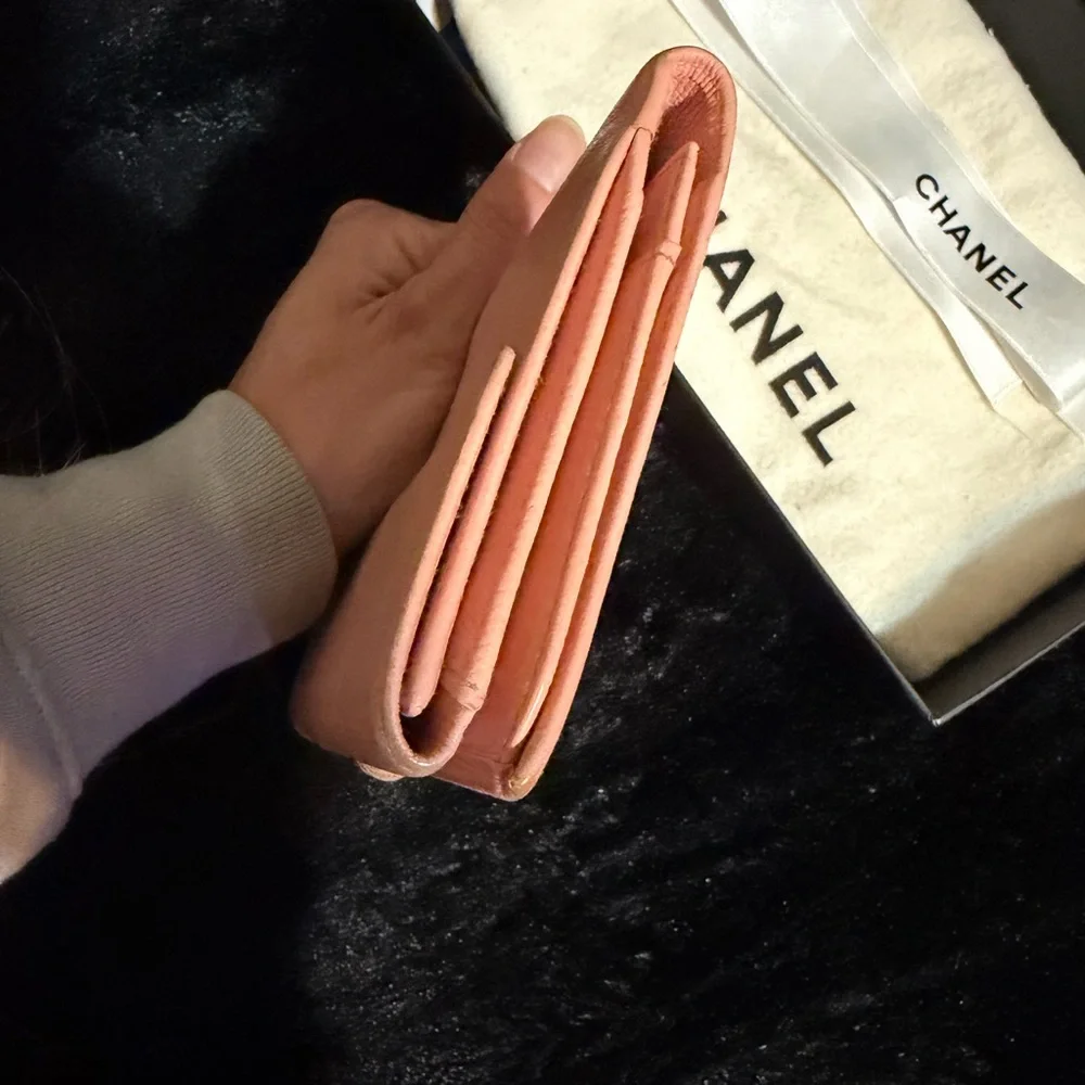Chanel CoCo Button Pink Wallet FULL INCLUSION - Picture 7 of 8